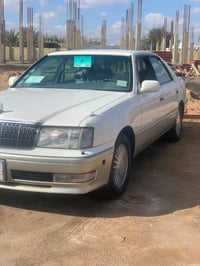 كراون رأس الثور • ٢٥٠٠ VVT • رقم أنبار