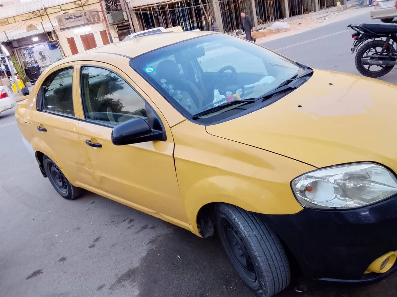 السلام عليكم افيو خليجي مفتوح للبيع موديل 11مال شركه العامه محرك وكير وصدر وتخم تاير خير من الله وكهربائيات كله شغاله كبل لشارع وبسمي ثاني يوم احولك السياره كير عادي ورقم انكليزي وهذا كشره وداخله كدامك وسعره 50 ورقه وبيه مجال حك الجيزه
***********
