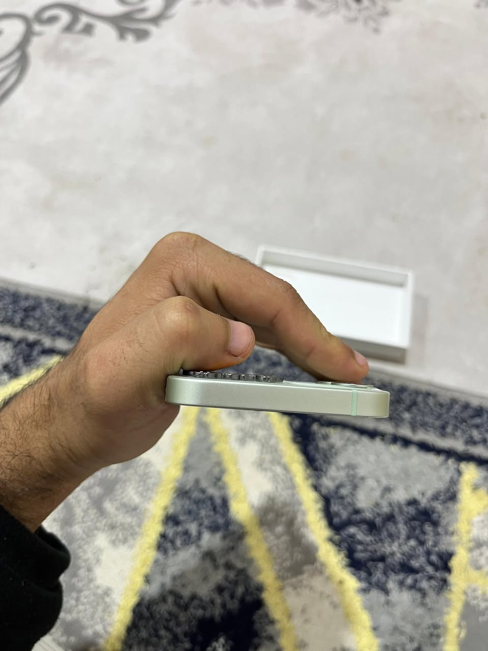 سلام عليكم آيفون ١٢مني جهاز بكارتونه جديد وتر بروف كامرته تخبل بعده ع وضع شركه بطاريه ٩١ صرف ماكو ابد ذاكره ١٢٨ سعر ٣٢٥ وبي مجال مكاني بصره تقاطع كزيزه ***********متواجد هنا فقط
