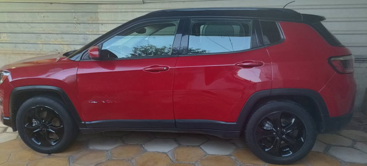 البيع جيب كومباس موديل 2018 رقم واسط دولي بسمي ثاني مداور محرك 2400 تشغيل بصمة سايد بريك بصمة تشغيل عن بعد جاهزة من كلشي سعر 135صور الحادث مرفوقة سيارة موجودة بالنجف الاستفسار الاتصال على الرقم *********** النجف, العراق
