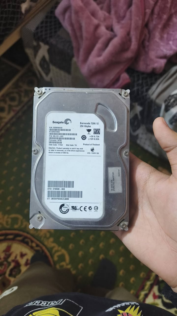 سلام عليكم هردات اصلية للبيع
Wd 1tb 35
Wd 500gb 25
Seagate 250gb 15


**إذا كنت صاحب هذا الإعلان وتريد حذفه لأي سبب، رجاءا أرسل رسالة إلى الدعم الفني**