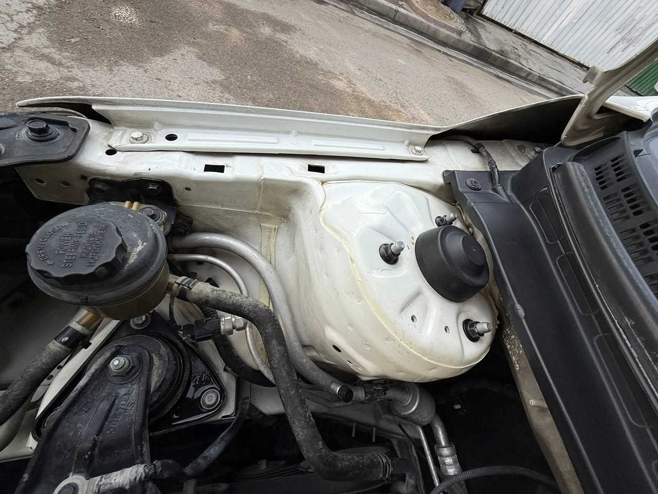 سلام عليكم سيراتو موديل 13 تحويل مباشر هزه سنوية كله جدد بدون وكاله تحويل فقط رقم اربيل السعر 95 وبيه مجال 

بيه باببين وجاملغ خلفي  صبغ بدون ضرر قوي كير مكينة كفاله حته ممفتوح تبريد ثلج 
بصمه 
تحكم 
مراي شفط 
سياره عليه ادامه كامل فيت بام وقاعده جديده 
تخم تاير جديد
سياره برغي مابيه نقص
صدر امامي جديد 
العنوان بغداد حي جهاد 

***********
