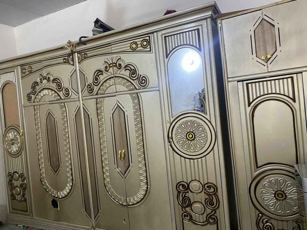 غرفه خشب عراقي مصبوغه صبغ حراري   ٥٠٠ وبيه مجال 6قطع مكاني بغداد الزعفرانيه


**إذا كنت صاحب هذا الإعلان وتريد حذفه لأي سبب، رجاءا أرسل رسالة إلى الدعم الفني**