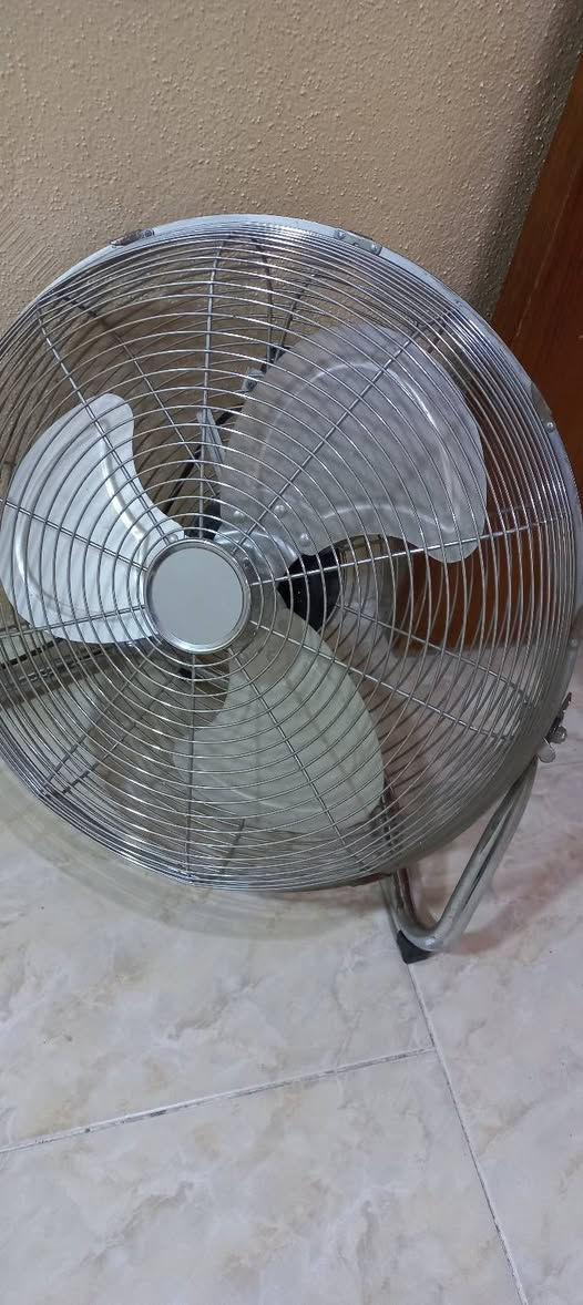 نوعية اصلية شبه جديد سعر ٤٥ الف *********** دهوك, العراق
