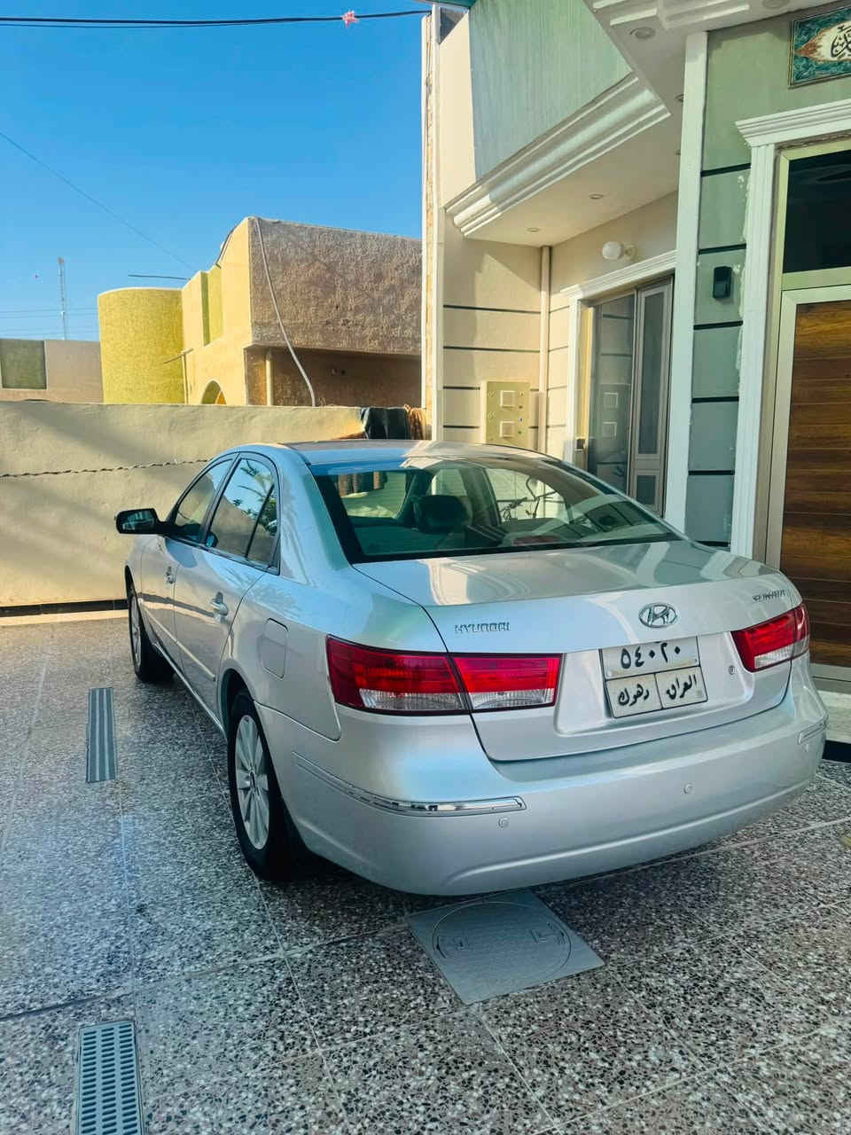سوناتا خليجي موديل ٢٠١٠
مكينه حجم ٢٠٠٠
رقم دهوك تحويل مباشر 
تخم تاير جديد 
شاشه 
كامره خلفيه 
الضرر جاملغ امامي الأيسر والأيمن فقط بارد 
السعر ١١٥ وبيها مجال
مكان السياره بغداد  
للاستفسار الاتصال ع الرقم 
***********
