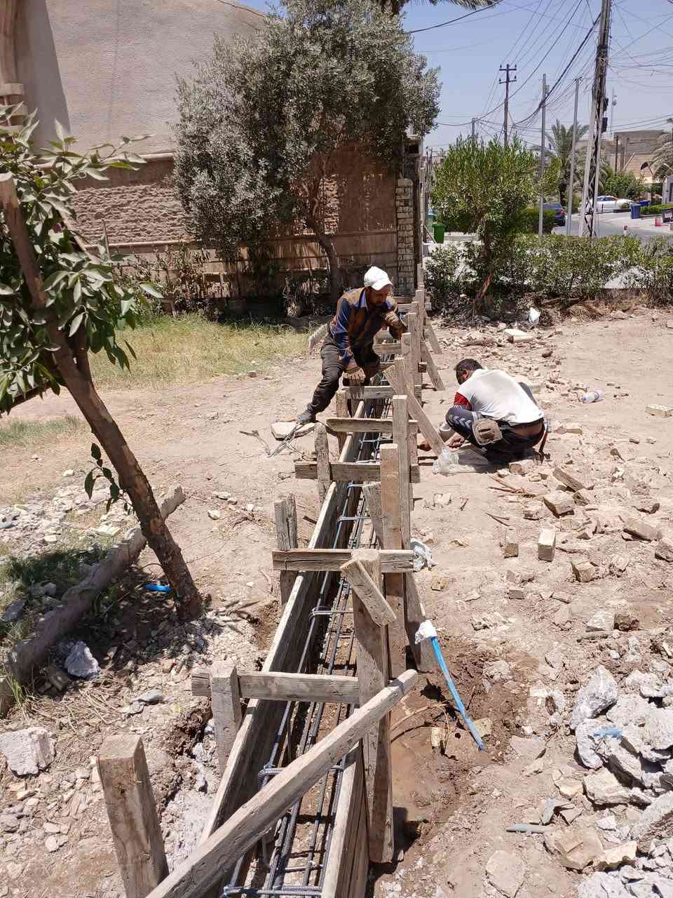 السلام عليكم
نشتغل بناء- ترميم- ضافه بناء- هدم داخل بغداد، شغل نظيف وأسعار مناسبة، للتواصل خاص او الرقم *********** متوفر واتساب
