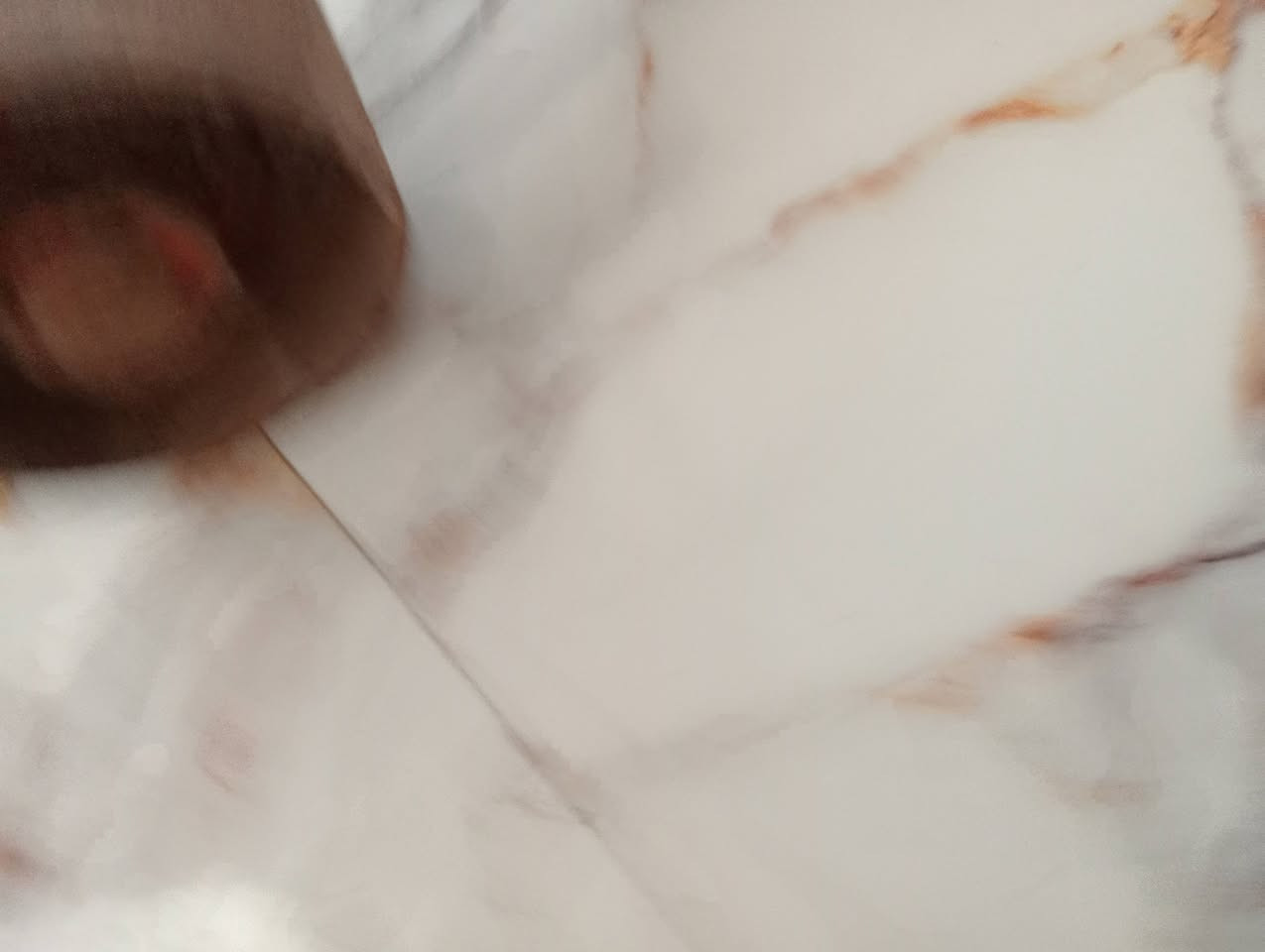تاير فدان للبيع ***********
