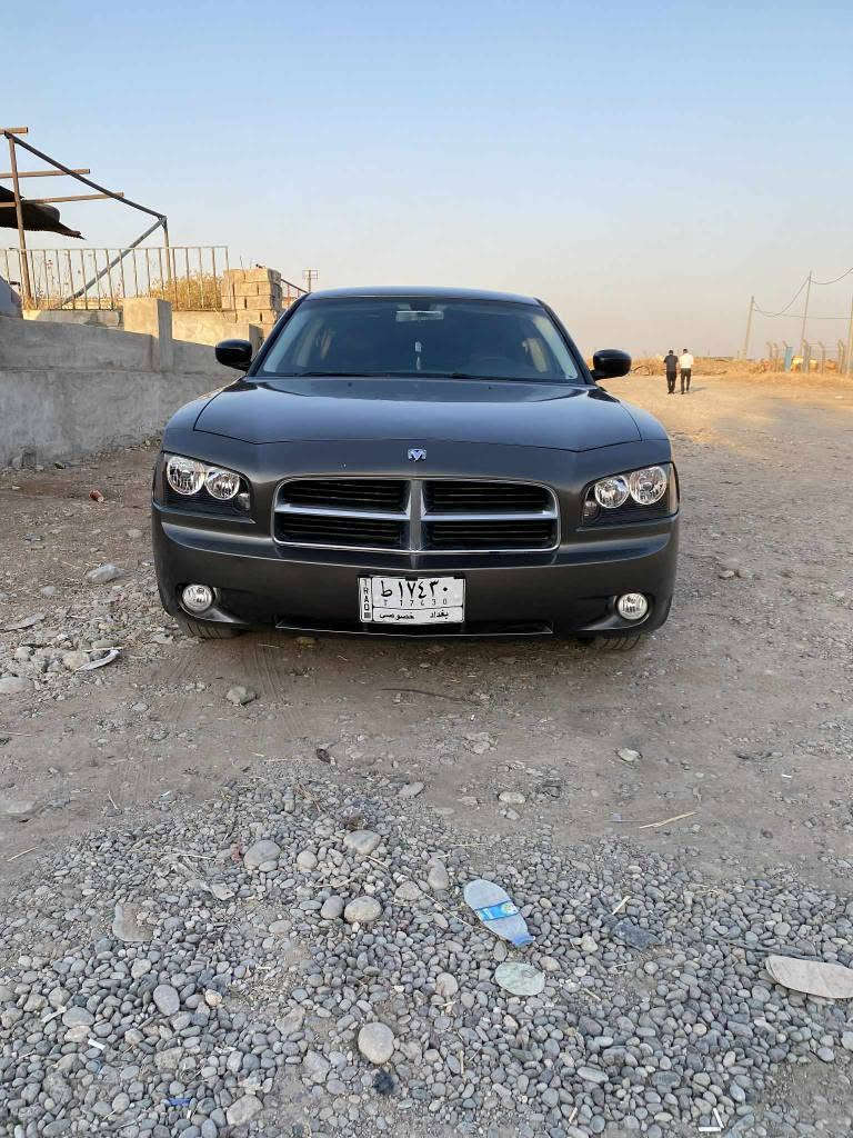 دوج موديل 2011 ليزه ري دوبه ي پيشو پاش كه پس بي ليدانه سه ياره كه تابلي جوانو خاوينه بي مه سروفه  تاخم پيشو پاش نويه جركه و سه د دولار بشكينه يك دينار مه سروفي تيا نيه لايت زينون ته بريد كوشن جلد كاره باي جوار تايه و ويلي نوي له ژيره مه كينه 3/5 مه رغوب گيرو مه كينه و دارو به ردي به شه رته كاره باي هه موشته ك به شه رته سه ياره كه تابلي جوانو خاوينه شوين هه ولير خه بات سعر 47 مه جاليكي كه م ژم *********** أربيل, العراق
