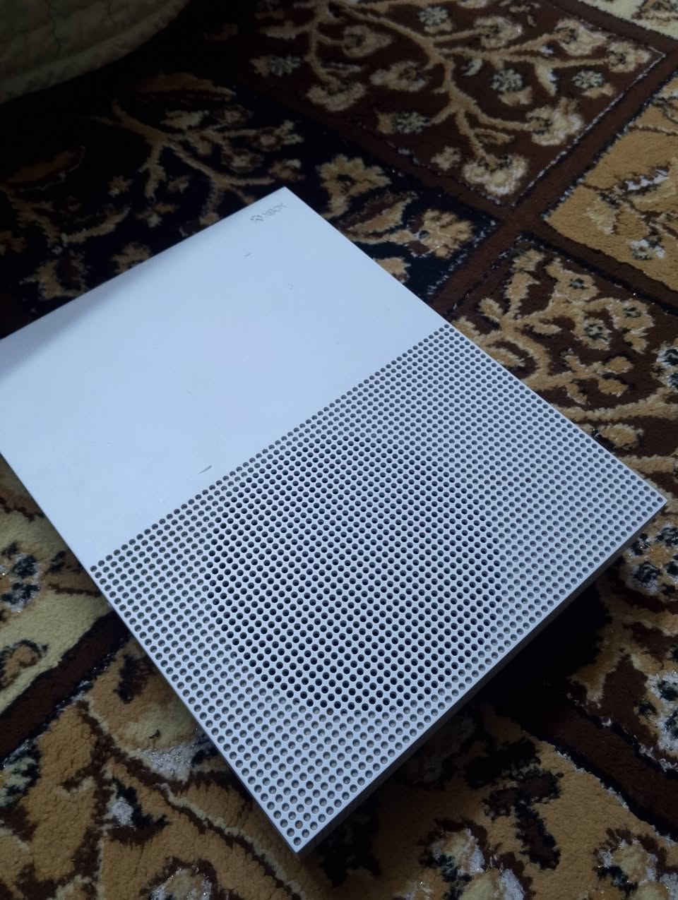 السلام عليكم اكس بوكس 1س ذاكره 780 جهاز شرط نضيف ما مفتوح /جوستك نضيف مكان كركوك عمل الشعبي /سعر 250الف بي مجال قليل هاذه رقمي الي يريد يتواصل  وياي وتساب *********** 👍
