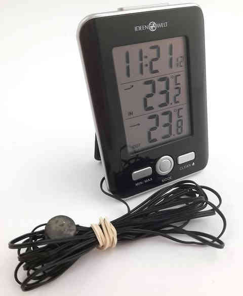 السلام عليكم 

جهاز ثرمو متر رقمي لقياس الحرارة والرطوبة 

السعر 10 الاف 

التفاصيل داخل الصور / للتواصل *********** واتس اب توصيل بغداد (5) آلاف محافظات (6) الاف للمزيد زوروا صفحتنا على الفيس بك 

https://www.facebook.com/profile.php?id=61560710157601
