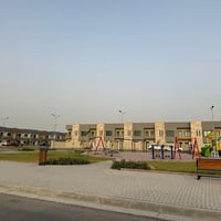 🔥 فرصة عقارية مميزة في مجمع بوابة الكاظمية – موقع مطلوب ومساحة مثالية ...