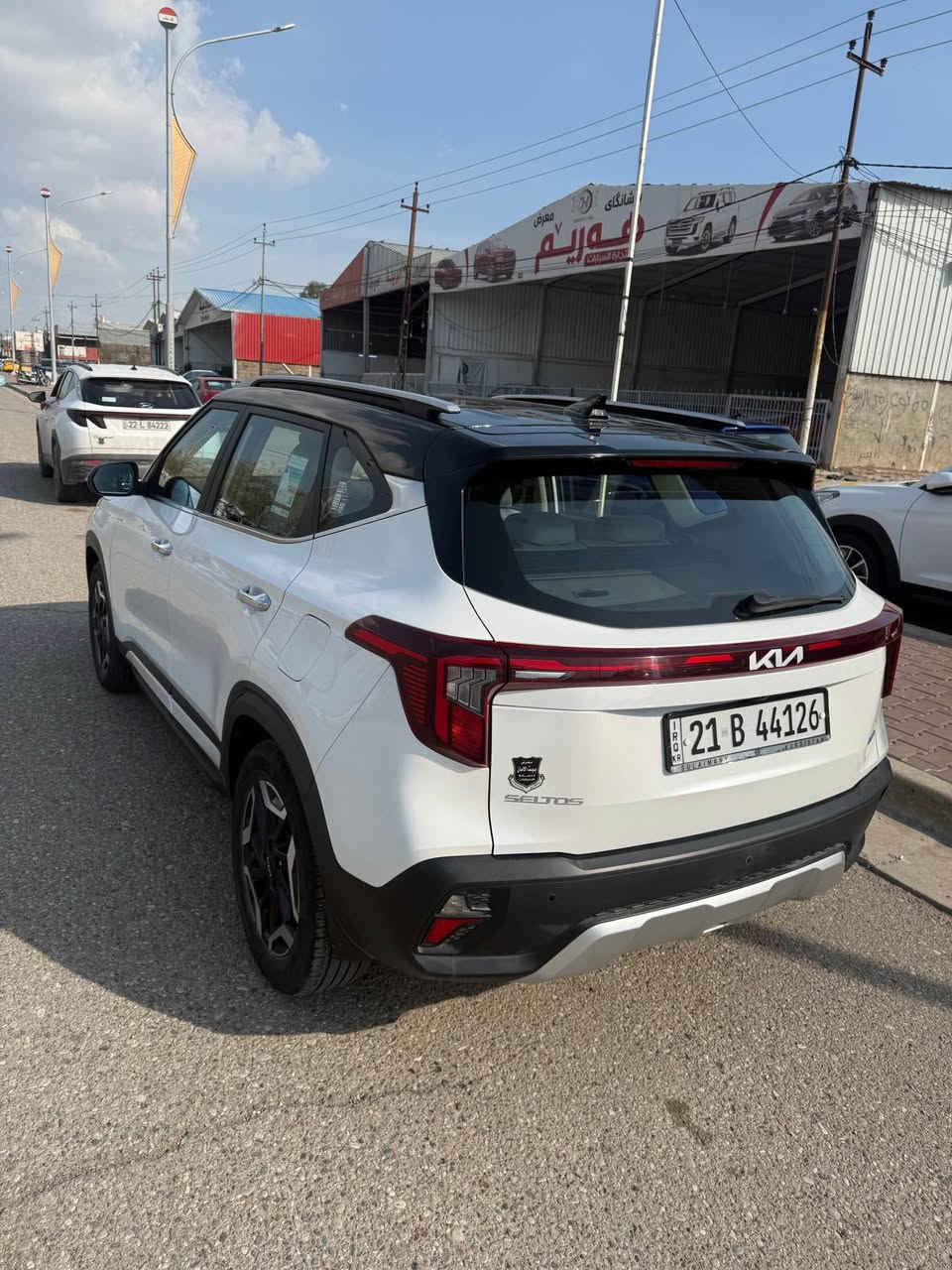 كيا سليتوس 24 وارد خليجي فول مواصفات 
ماشي 42 الف 
فقط نص دعاميه صبغ والبقيه بشرط 
وياه كوبون بنزين 
سعر 185$
*********** كركوك, العراق
