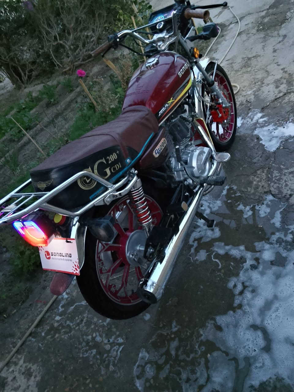 السلام عليكم سيفان موديل 2025 طالعه بشهر 10 استخدام قليل اخت جديده مكينه 200cc مكاني


**إذا كنت صاحب هذا الإعلان وتريد حذفه لأي سبب، رجاءا أرسل رسالة إلى الدعم الفني**