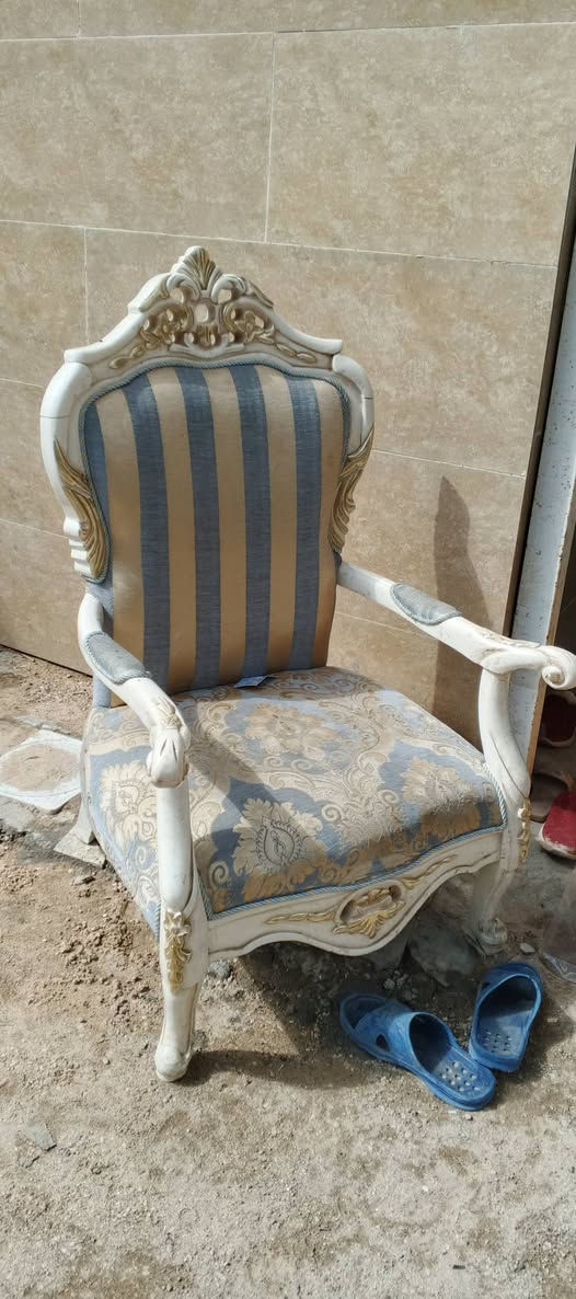 للبيع في كربلاء ***********
