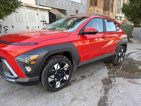 السلام عليكم 

السيارة امرقم بغداد

هونداي كونا 2025

وارد امريكي

صور الحادث بالمنشور 

(((((((( المواصفات)))))))

تحديد مسار 

نضام sport

فور ويل 

بصمه تشغيل وابواب

حساس امامي خلفي

كاميرا 

شاشه

مانع انزلاق 

اشاير بالمري

محرك 2000

رادارات 

هاند بريك بصمة 

اوتو هولد 

منافذ شحن و طاقة 

زر طوارئ 

نظام مساعد نزول منحدرات 

لايتات امامية لد نهاري 

دشبول دجتل مع شاشة ملونة للعطلات 

سعرها 160 السيارة امرقمه بغداد 

مكاني بغداد شارع فلسطين 

رقم الهاتف*********** بغداد
