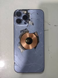 آيفون ١٣ برو ماكس • ٢٥٦ • شاشة وكاميرا معطلة