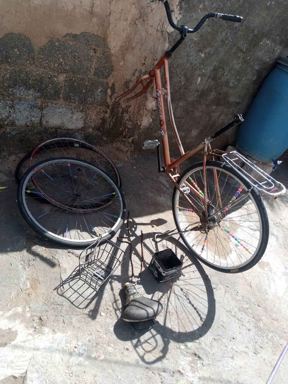 سلام عليكم تم تفصيخ بايسكل حجم 26 ليريد غراض من عنده يتواصل عله هاذا رقم ***********
