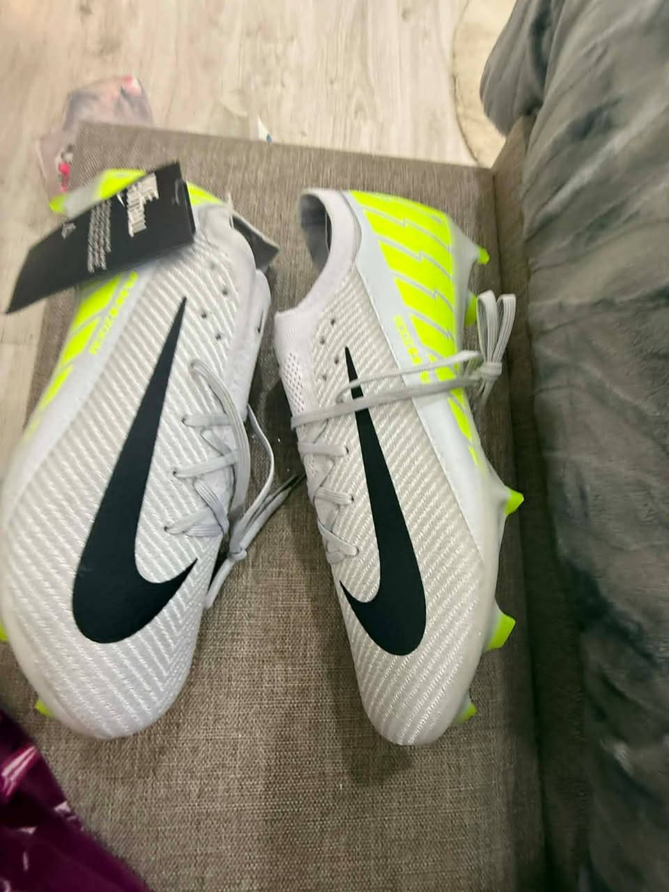 سلام عليكم عليكم اخوتي ستد ميركورال والثاني اير زوم فيتنامي خياط القطعة ب 35 الف فقط  قياسات 45 متوفر توصيل لكل انحناء العراق


**إذا كنت صاحب هذا الإعلان وتريد حذفه لأي سبب، رجاءا أرسل رسالة إلى الدعم الفني**