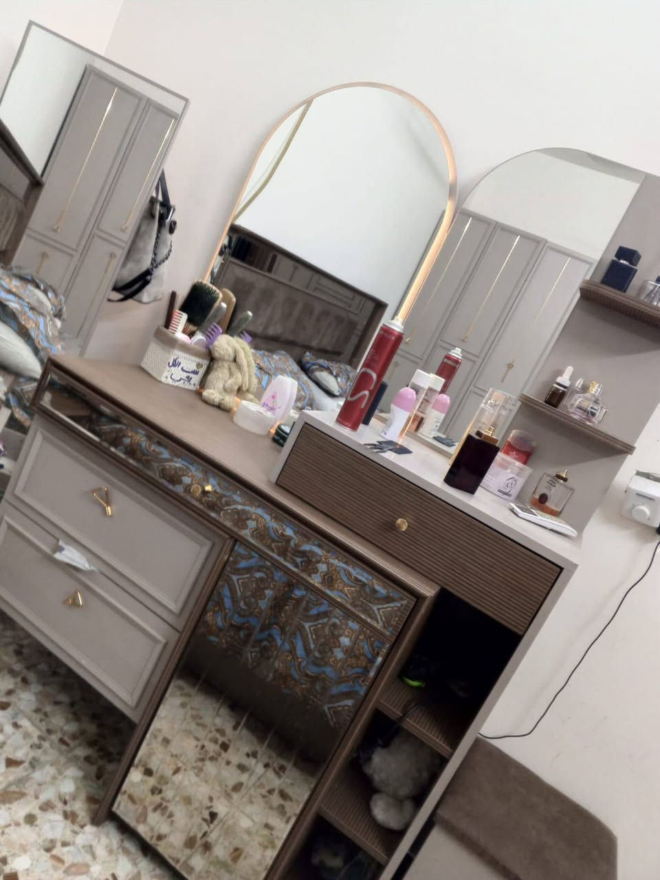 غرفه تركيه 8 قطع سعر 750
‏‪***********‬‏
