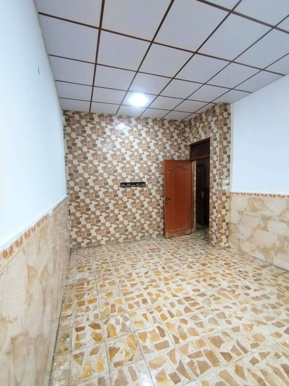 مشتمل للبيع أو للأيجار في منطقة الزهراء شارع المدارس مساحة ١٠٠م طولاني طابقين جديد ومرتب للأستفسار الاتصال على الارقام 
***********
***********
