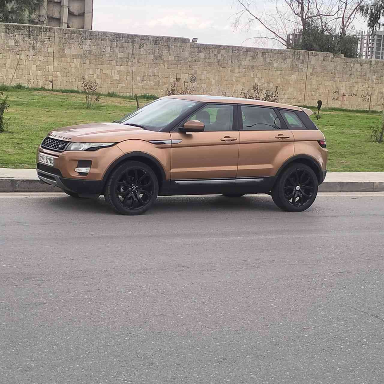 رانج روفر 2014 – 4 سلندر
مقاعد جلد فاخر، شاشة معلومات وترفيه، نظام صوتي Meridian، مكيف أوتوماتيك، كاميرا خلفية، حساسات أمامية وخلفية، نظام تثبيت سرعة، بلوتوث، مقاعد كهربائية، تشغيل بدون مفتاح وسقف بانوراما.
بدون اي ضرر
سيارة فخمة ومريحة وجاهزة للاستخدام


**إذا كنت صاحب هذا الإعلان وتريد حذفه لأي سبب، رجاءا أرسل رسالة إلى الدعم الفني**
