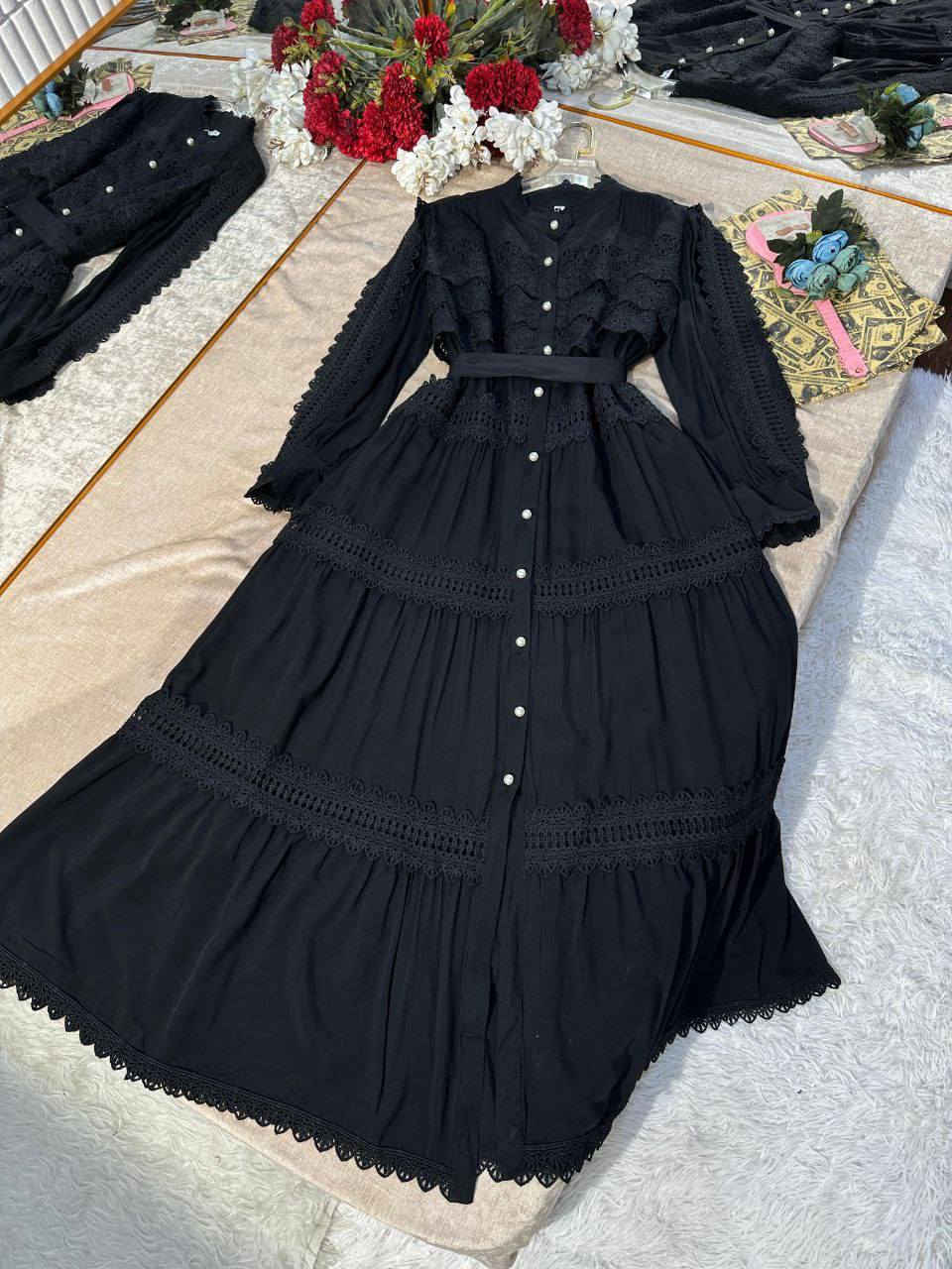 ❤️ ﷽

الكولكشن الرمضاني يبدأ من هنا 💐 

ووصل الجمال وترند الموسم😍❤️

فستان طول كامل 
خامة كشمير مغربي مبطن 

قياس   38 40 42 44 46 48

السعر 36 إلف


**إذا كنت صاحب هذا الإعلان وتريد حذفه لأي سبب، رجاءا أرسل رسالة إلى الدعم الفني**