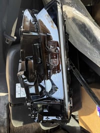 لايت كراون • ٢٠٢٣-٢٠٢٦ • اربع عدسات يسار