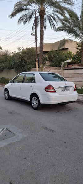 السلام عليكم 
نيسان تيدا موديل 2007 رقم بغداد دولي بأسمي .
كير محرك نضيفات /محرك 1800/
تبريد شغال .
صدر . تايرات نظيفه .
شاشه + كامره 
السياره صبغ حزام . تكم وقماره بلاديات .
السعر / 72 / وبيها مجال بسيط .
مكان السياره بغداد العامريه . 
للاستفسار ( *********** ) بغداد
