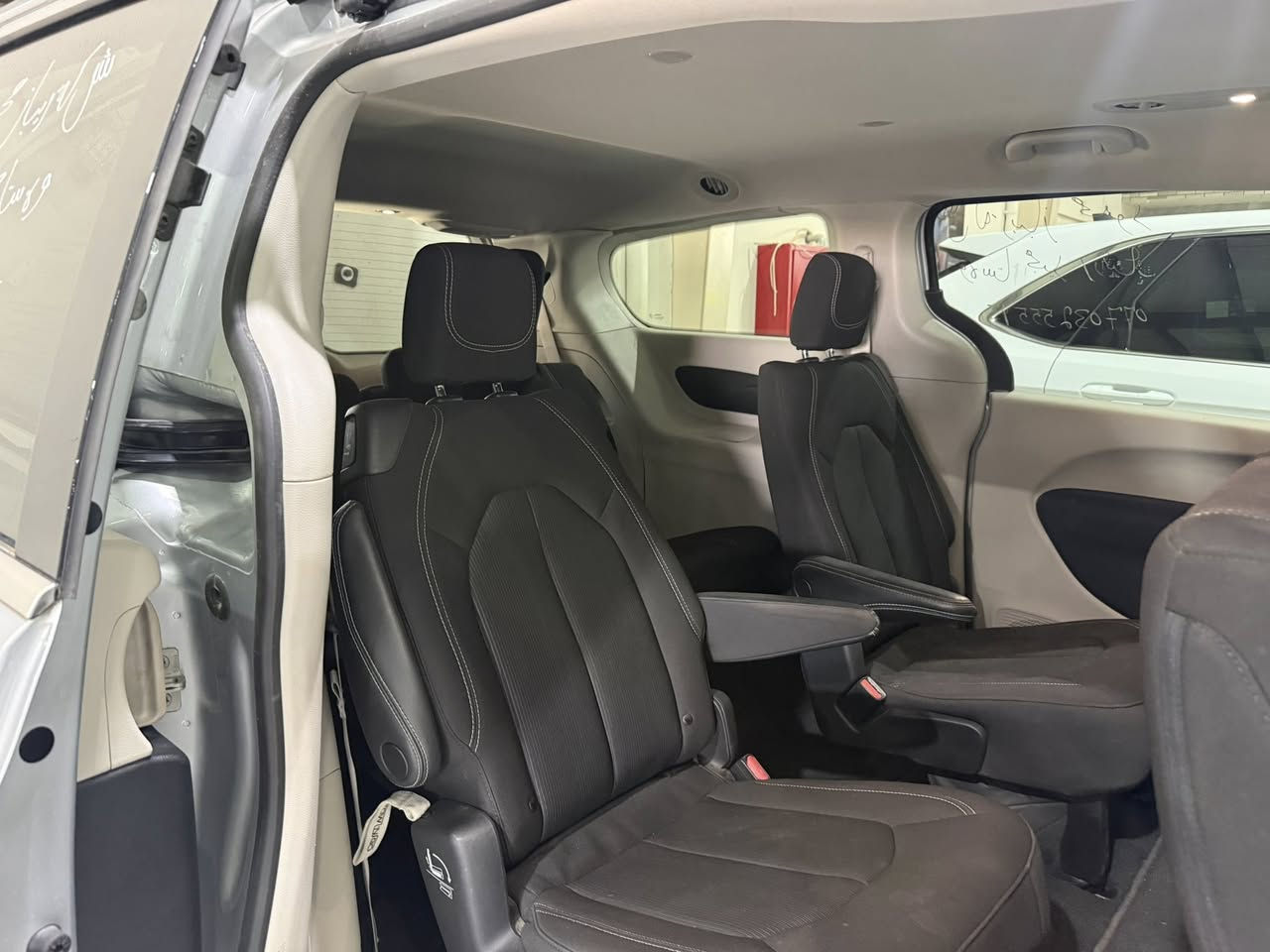 گريسلر فيوگر 2023 
كاتي شمالي 
سعر قفل 20000$ 

2C4RC1CG9PR554005
***********
***********
