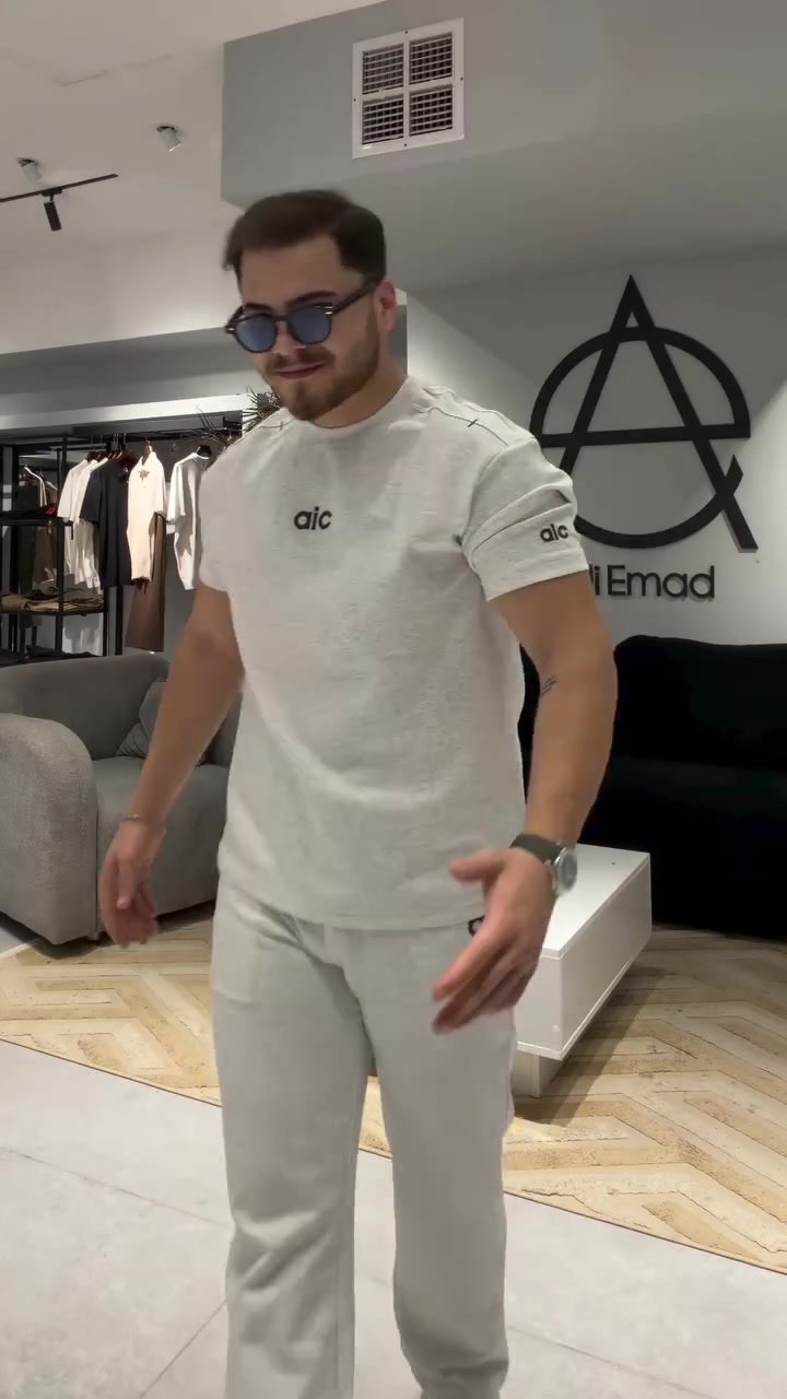 ترند الموسم  🇨🇳 تراك سوت alo
قياسات  xL - 2xL - 3xL - 4xL
الشد 12 قطعة 3 الوان ب270 الف

القطعة ب22,5 الف


**إذا كنت صاحب هذا الإعلان وتريد حذفه لأي سبب، رجاءا أرسل رسالة إلى الدعم الفني**