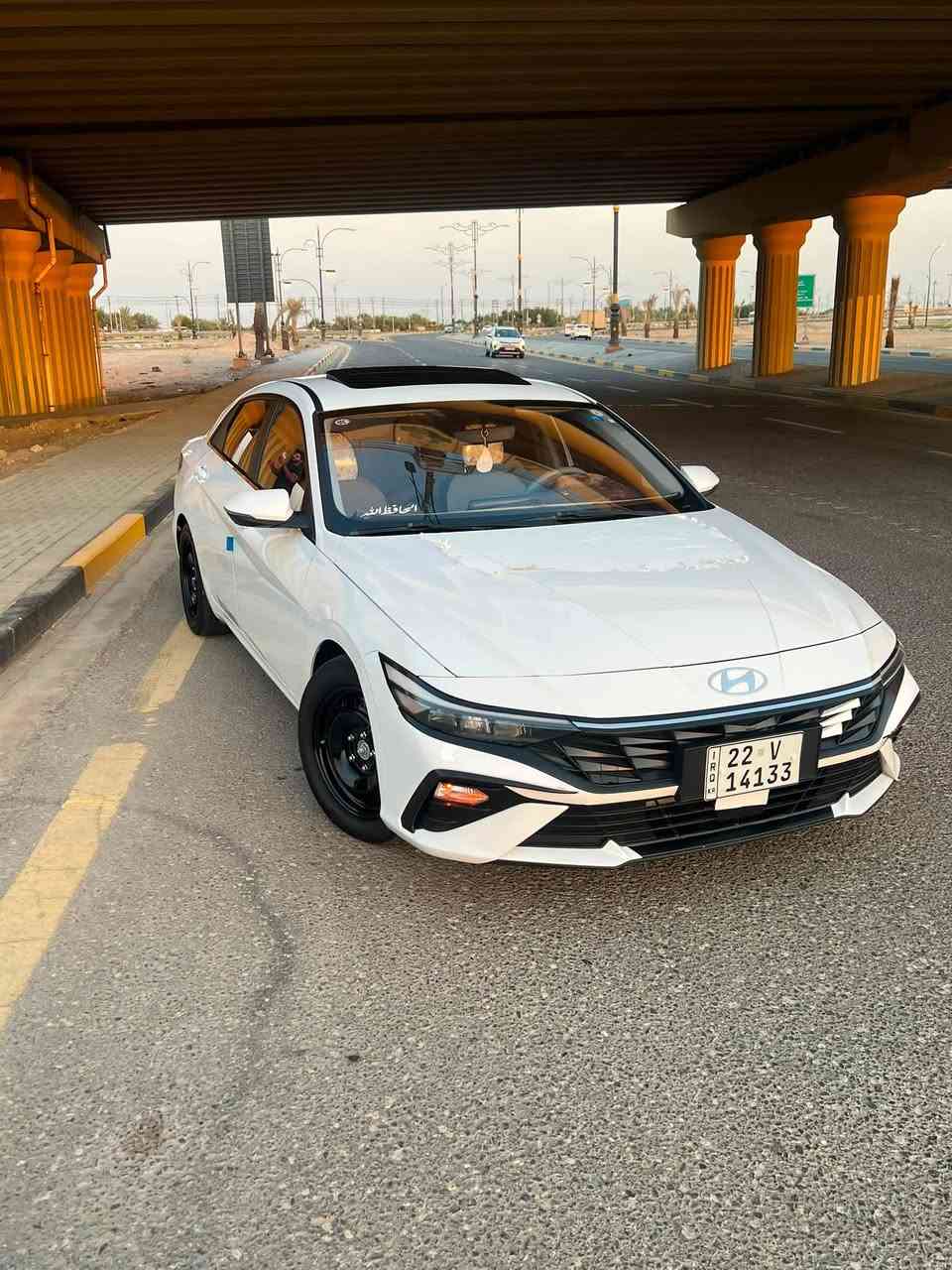 للبيع هيونداي إلنترا2025 –
فل كامل (تجميع صيني) 🔥🚗

سيارة بحالة جديدة، فئة عالية ومواصفات كاملة،

✨ المواصفات:

ماشية :51000

موديل: 2025

مكينة / 4 سلندر

شاشة كبيرة + نظام ذكي

عدادات رقمية

تشغيل بصمة + دخول ذكي 

كاميرا خلفية + حساسات

مقاعد مريحة (جلد)

 

كفالة عامه كلش 

LED أمامي وخلفي

أنظمة أمان كاملة (ABS / ESP / Airbags)

🚘 المميزات:

صرفية ممتازة + قيادة ناعمة + ثبات عالي + شكل شبابي حديث + مواصفات فل كامل

💬 الحالة:

نظيفة جداً – بيه بيدي ار بلباب وطكه وره صغيره – استخدام خفيف

📍 الموقع: –البصرة الزبير 

💰 السعر:140وبيه مجال 

📞 للتواصل:***********
