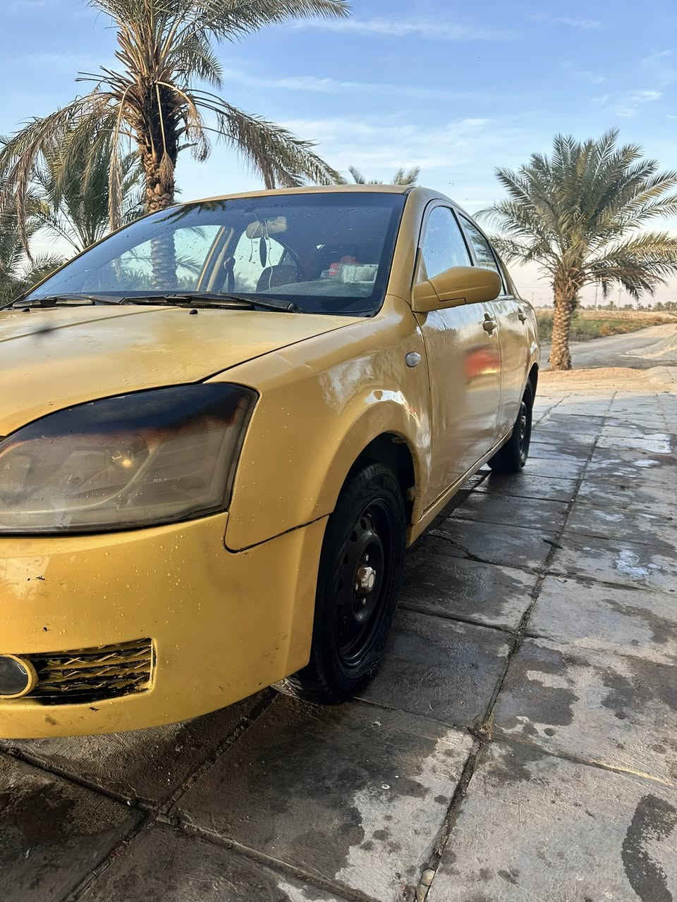 السلام عليكم شيري اي فايف للبيع موديل 2013 محرك وكير وشاصي مكفول مداور باي وقت مطلوبه غرايم  وهيئه 6 اوراق  يوكعن من سعرهه مكانه السماوه السوير. سعرهه 26 ورقه يوكعهن 6 اوراق غرايم 

 يعني 20 ورقه. سعرهه 

***********
