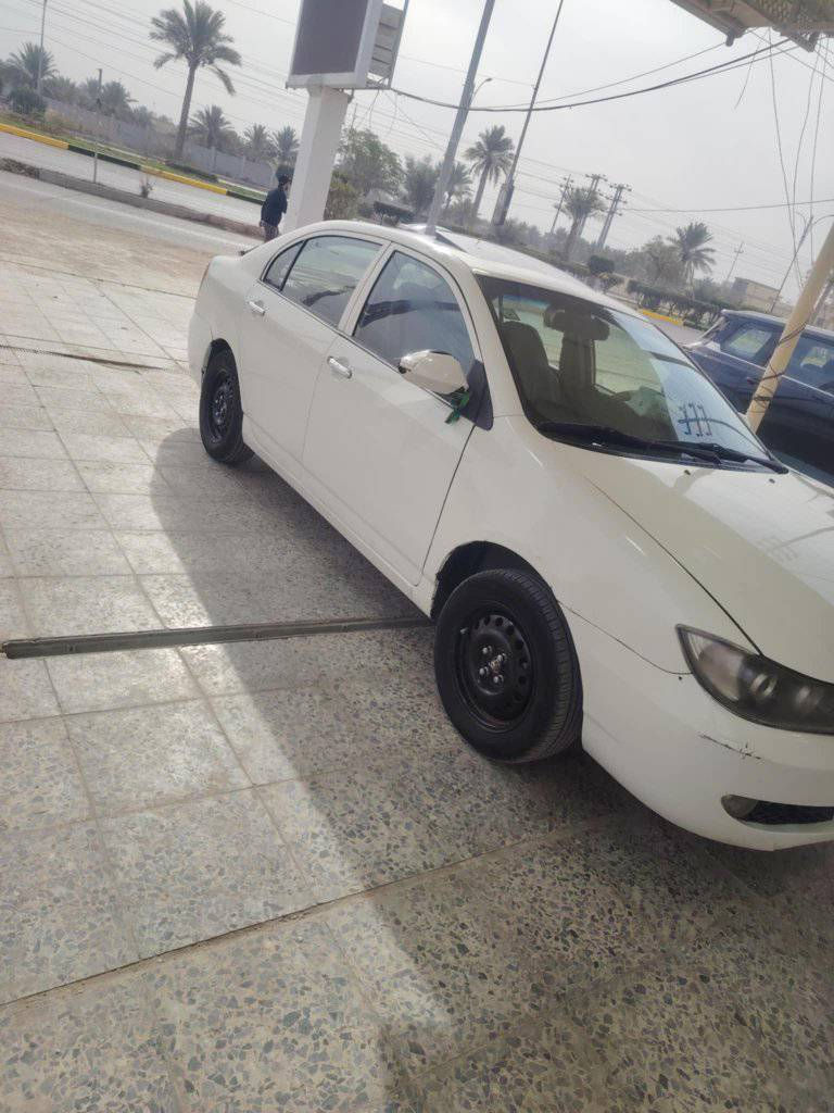 سلام عليكم سياره ليفان 620 للبيع كير عادي موديل 2012 سعر 53وبيه مجال  مكان كربلاء شارع بغداد  اتصال  *********** مكلف بل نشر
