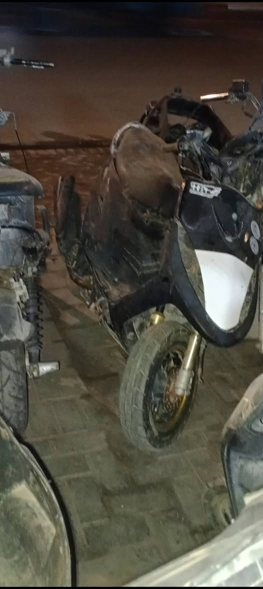 السلام عليكم 
دراجه ماكس عدله للبيع دراجه طافيه ماعرف شبيهه
مكان مدينة الصدر 
رقم ***********
ابيع عله هل وضع 
سعر 200 الف
