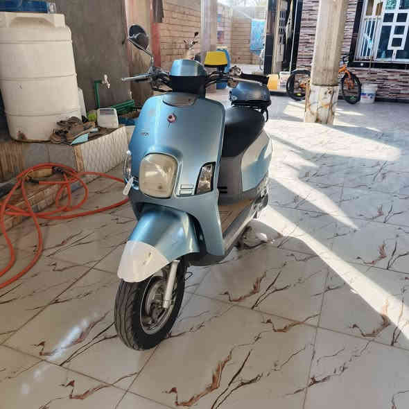 سلام عليكم بوليس 2009 نوزل للبيع دراجة مكفولة من كل النواحي جيب وياك فيتر وافحص السعر مليون و150 وبيها مجال حگ الجية مكاني قرنة الشرش هاتف: ***********
