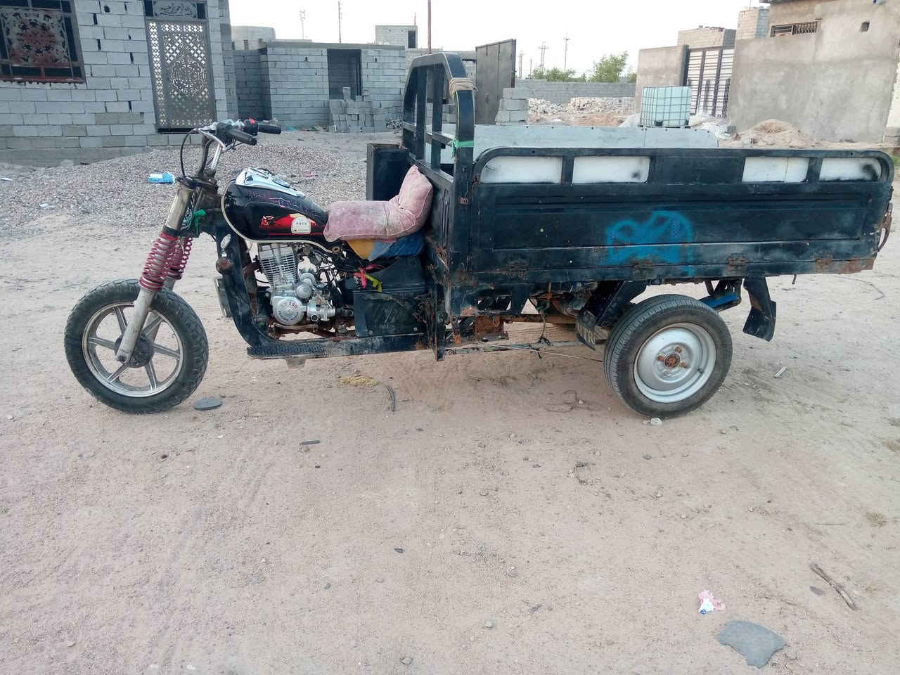 سلام عليكم ستوته جمره البيع داوات شاصي مكفول عامه مكينه كفاله مامنتوحه ولا برقي مكاني الزبير المكصب سعر 850وبيه مجال رقم ***********
