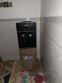 عندي هذا البرد ماء بعد جديد السعر 125التصال 07885623713