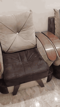 تخم للبيع نضيف جدا اي ضرر مابي
مستخدم
مكاد بغداد المنصور
***********
