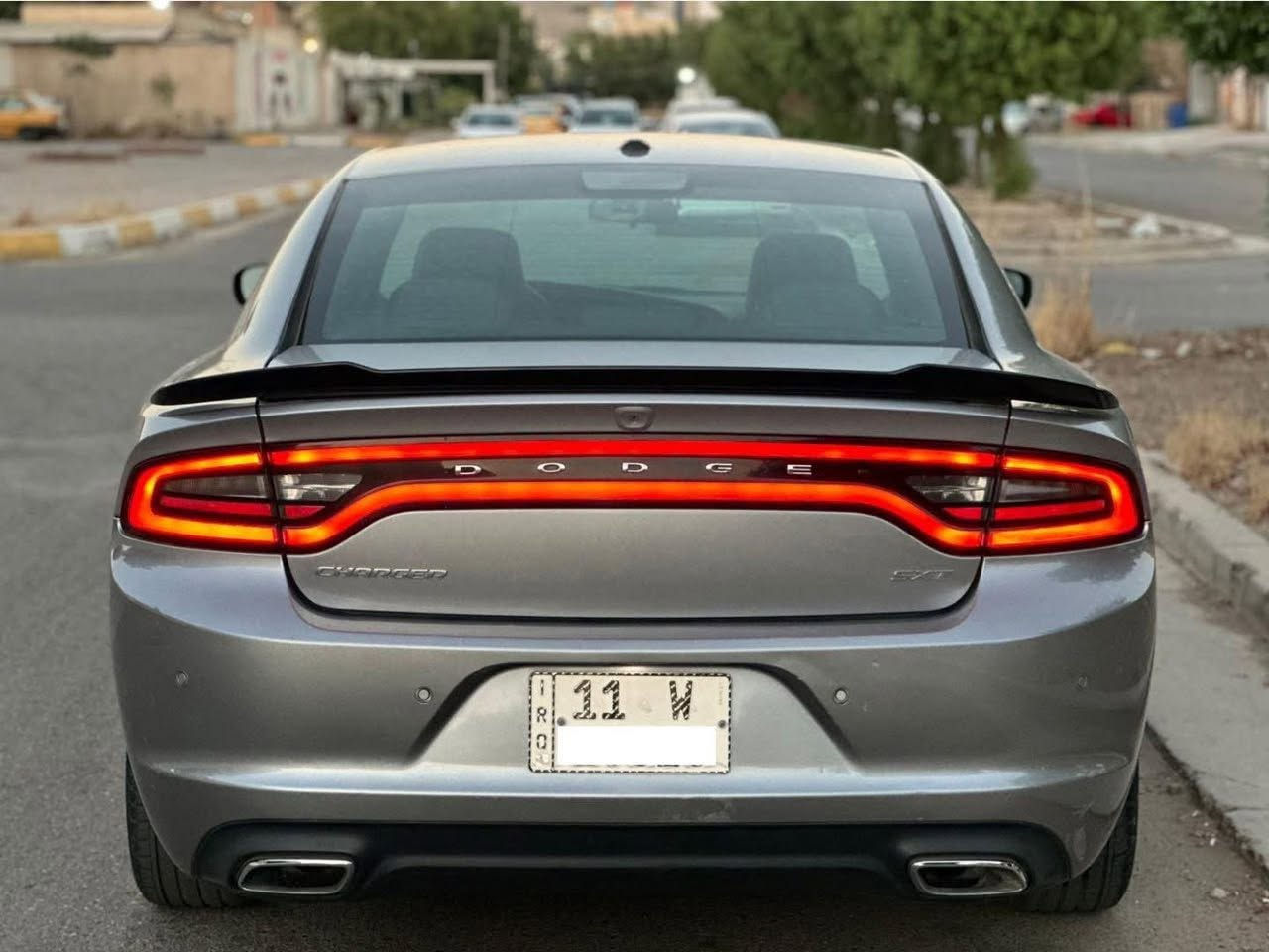 جارجر موديل 2018 
‎فئه SXT وارد خليجي وكالة ليث العبيدي
‎السياره استخدام واحد من طلعت من الزيرو
‎كل تفاصيلها بوضع الزيرو سياره جديده جدا 
‎شاشه ابل كاربلي حساسات خلفيه كامره خلفيه
‎حجم المحرك 3.6 
‎تبريد قطعتين بيها بصمات ثنين 
‎عداد المسافه 44 ميل حقيقي
بدون ضرر وبدون صبغ وبدون فتح وبدون دبل كود  ‎
رقم بغداد دولي بأسمي تحويل مباشر
‎ العنوان بغداد المنصور للأتصال *********** حسين
