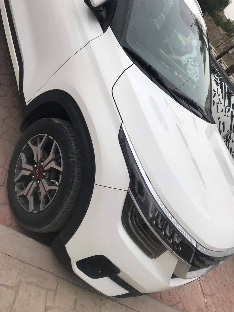 السلام عليكم كيا سيلتوس ٢٠٢٠ خليجي وكاله الدوليه 
مكينه ١٦٠٠ ماشيه 75 الف سونار مرفق بل منشور
 لد امامي بصمه تشتغيل بصمه ابواب عدد البصمات ٢  جلد شاشه اصليه نفكيشن اناره محيطيه بلاديه حساس خلفي لد امامي صيانتها كلها بالدوليه السعر 163 اللاستفسار 
*********** وليد
