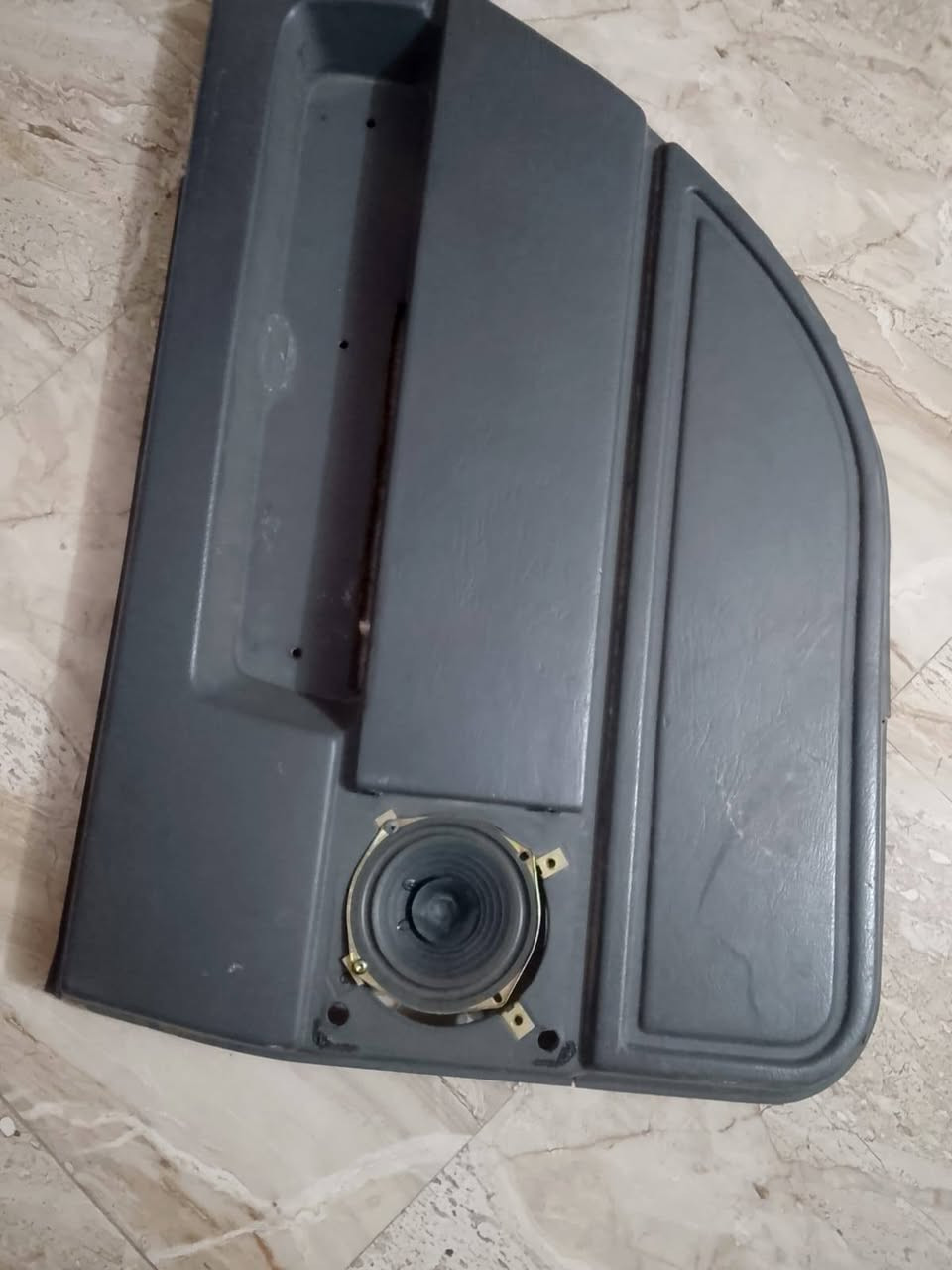 سلام عليكم
للبيع 🛑🚸
تخم بطاين 940 رصاصي 
درگه 940 نفخ 
***********
