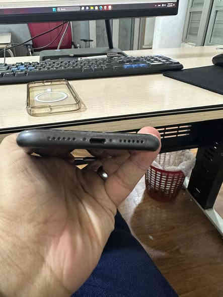 ايفون ١١ عادي
ذاكرة ٦٤
تبديل شاشة فقط
بطارية ٧٥
السعر ١٦٠ الف
***********
العنوان بغداد
