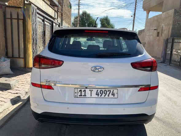 السلام عليكم توسان فوول للأخير بانوراما بصمة ٤ عدسات كامرات جلد  مكفولة كفالة عامة لابارد ولا صبغ السعر٢٠٨ للاتصال***********
