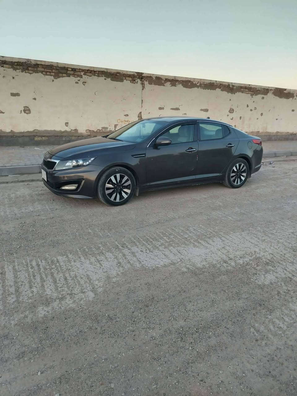 السلام عليكم اوبتما موديل 2013 وارد امريكي محرك 2400 حادثها جاملغ وباب بيها مكانات صبغ ابيع احزام مكينه مفتوحه تبريد تدفئه صدر امامي خلفي رقم واسط مشروع وطني مكان السيارة كوت الدجيلي السعر 95 الرقم ***********
