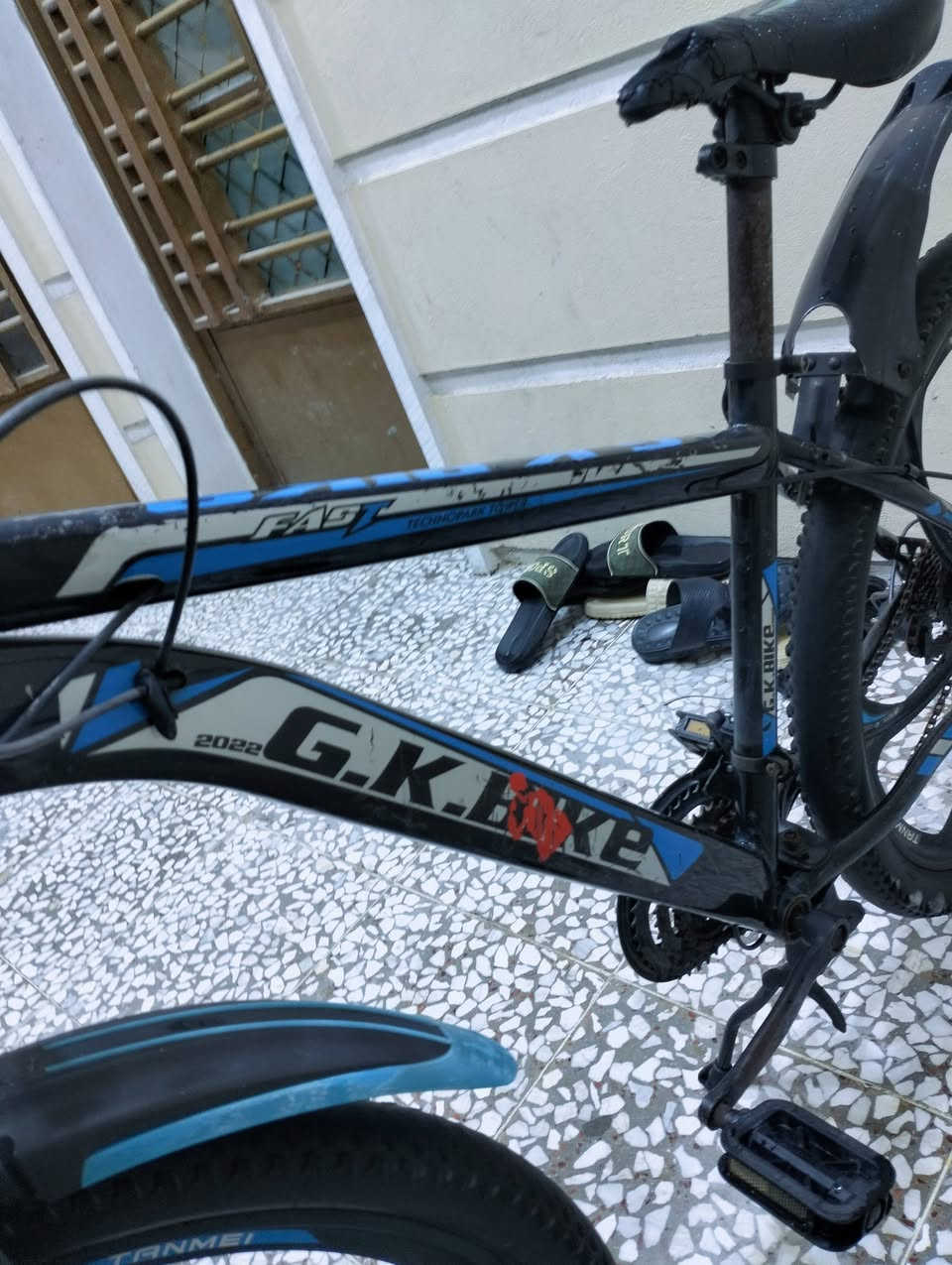 السلام عليكم بايسكل C700 ياباني السعر 85 وبي مجال بغداد المشتل رقم الهاتف ***********
