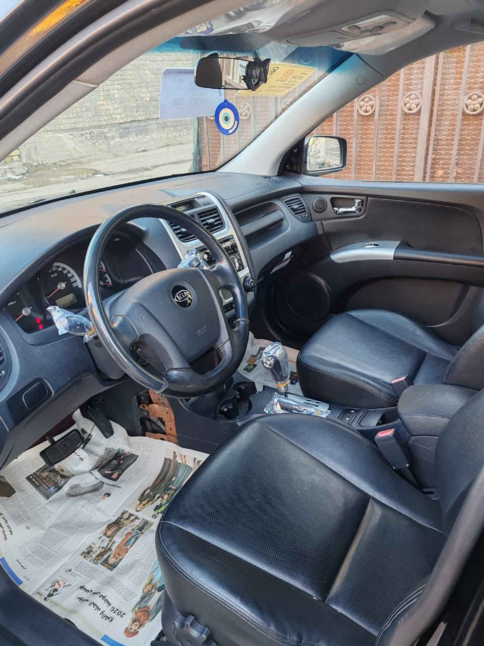 السلام عليكم متاح سيارة لبيع دوات دوات كصوص سيارة حيل نظيفه موجوده بغداد مديل 2010١ سعر ٤٤تصل *********** بيه رقم وسنويه وحصت كاز
