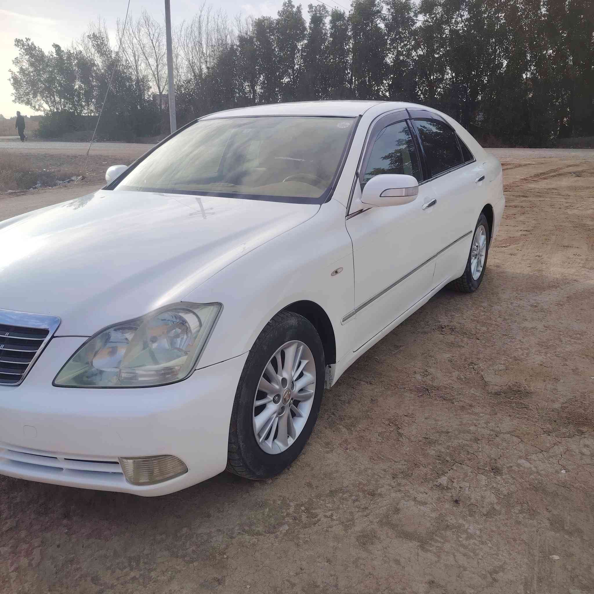 لبيع شاهينه 2007 كصه جنطه والباقي كفاله سياره دخول جديد سياره كارتون مكينه كير حداديه كارتون تبريد ثلج جاهزه السياره من كلشي سياره كارتون جديده كلش  السعر 36بيه مجال المكان ذي قار سيد دخيل
***********
