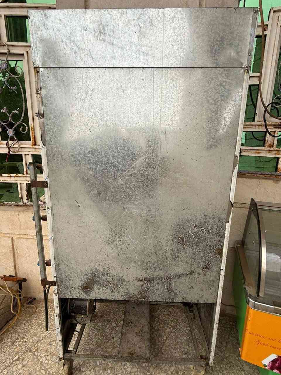 شوايه دجاج وعارضه مقبلات للبيع للإستفسار ***********
العنوان بغداد حي النصر
