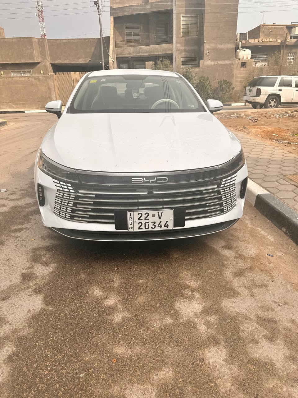 السياره خليجه ممشه قليل والسياره كفاله ما عدا ضربه بالباب راجعه بارد فقط السعر 130 وبيها مجال قليل للاستفسار اكثر
***********
