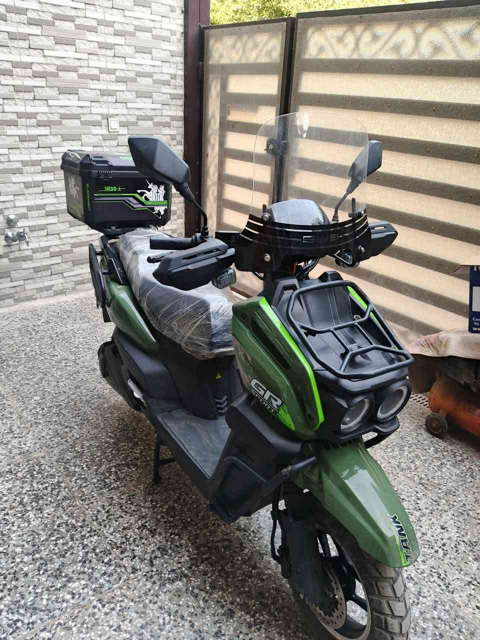 دراجة شحن اباتشي موديل 2025 سرعة ٩٠ بريك دسك امامي خلفي بطاريات جديد تاير جبلي حجم ١٢ الدراجة كلش نظيفة السعر (١١٥٠)(مليون ومية وخمسين) وبيها مجال بسيط ***********
